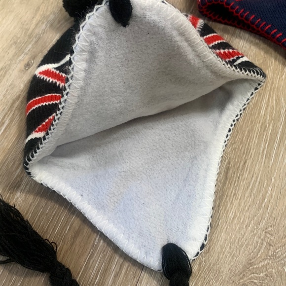 Winter Wear Union Jack winter hats 2 for 1 buy.  OS one black / one blue unisex - Picture 3 of 10